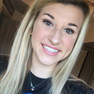 Meet your Posher, Jenna